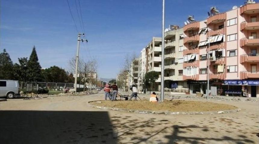 Salihli Ş&uuml;heda Caddesi&rsquo;nde &Ccedil;alışmalar Tamamlanma Aşamasına Geldi