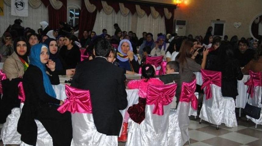 Eğitim-sen Kadınlar G&uuml;n&uuml;n&uuml; Kutladı