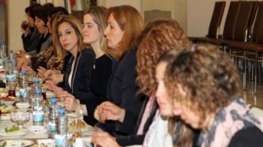 Beyazay Derneği Muğla Şubesi Kadınlarla Kahvaltıda Biraraya Geldi