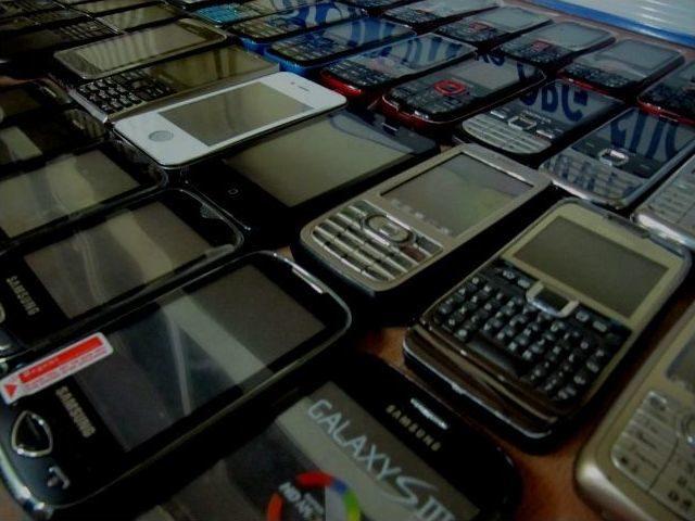 Iğdır'da Kaçak Cep Telefonu Operasyonu