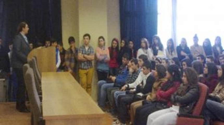 Gemlikli &Ouml;ğrencilere Ygs-lys Semineri
