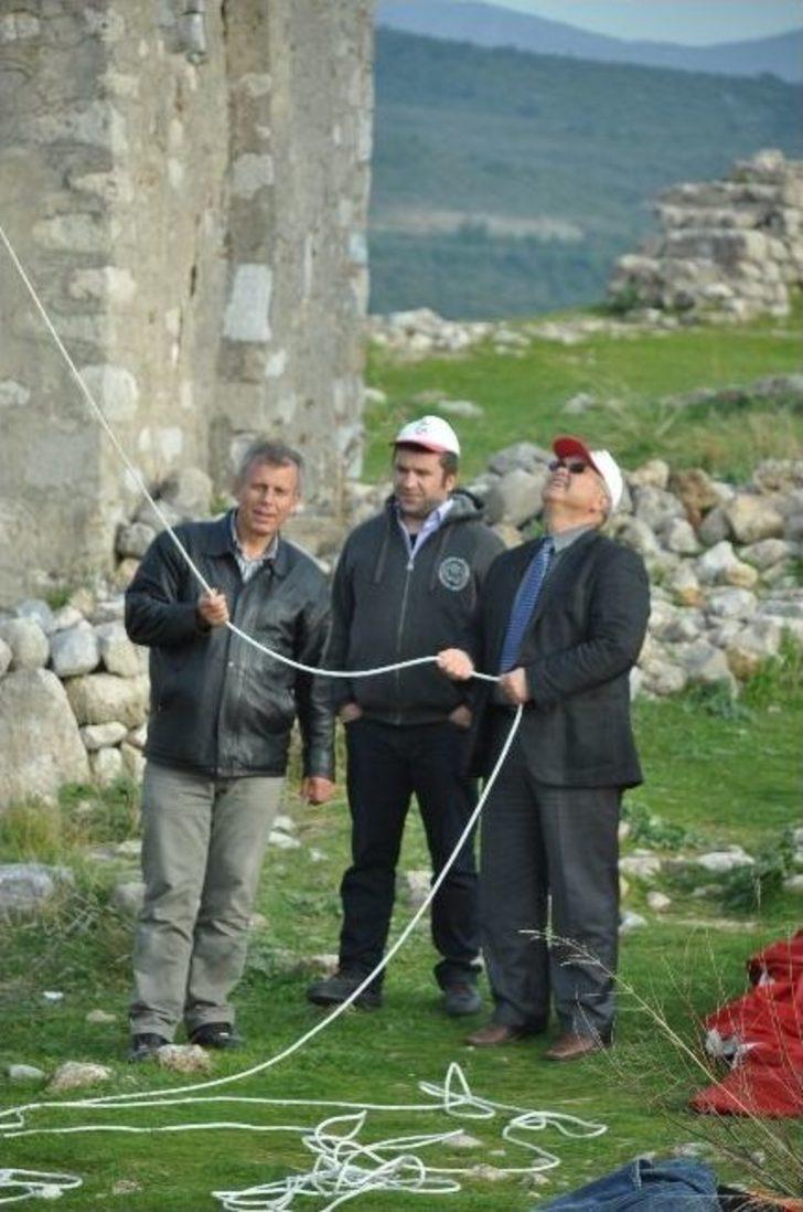 Bayrağı Göndere Başkan Çekti G5