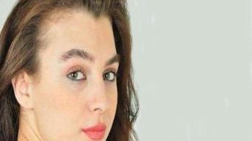 155&rsquo;i Arayıp &lsquo;Patronumu &Ouml;ld&uuml;rd&uuml;m&rsquo; Diyen Gen&ccedil; Bayan, Cinayeti &Uuml;stlenmiş