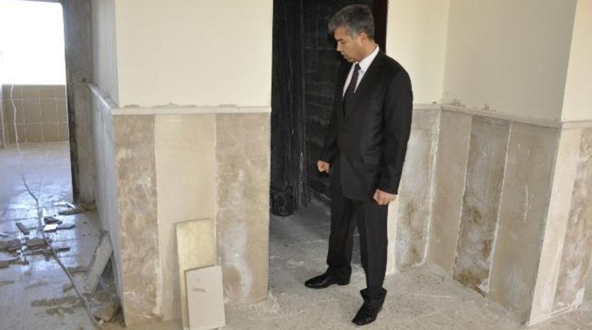 Siverek Kaymakamı Hamza Erkal, Bakma&ccedil; K&ouml;y&uuml;nde İncelemede Bulundu