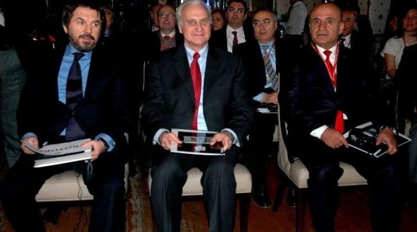 Abd B&uuml;y&uuml;kel&ccedil;isi Francis J. Rıccıardone Eskişehir&rsquo;de