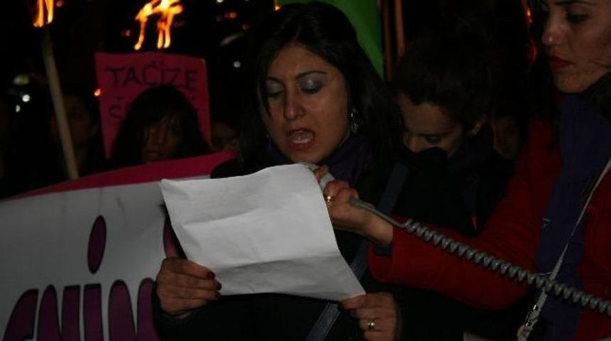 Kesk&rsquo;li Kadınlar 8 Mart&rsquo;ta Hizmet &Uuml;retmeme Kararı Aldı