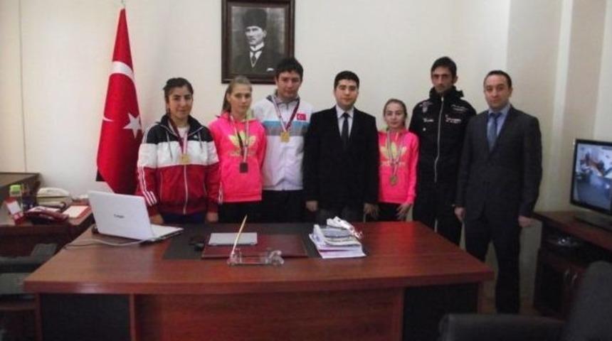 Türkiye Şampiyonlarından Kaymakam Gümüşçüoğlu’na Ziyaret