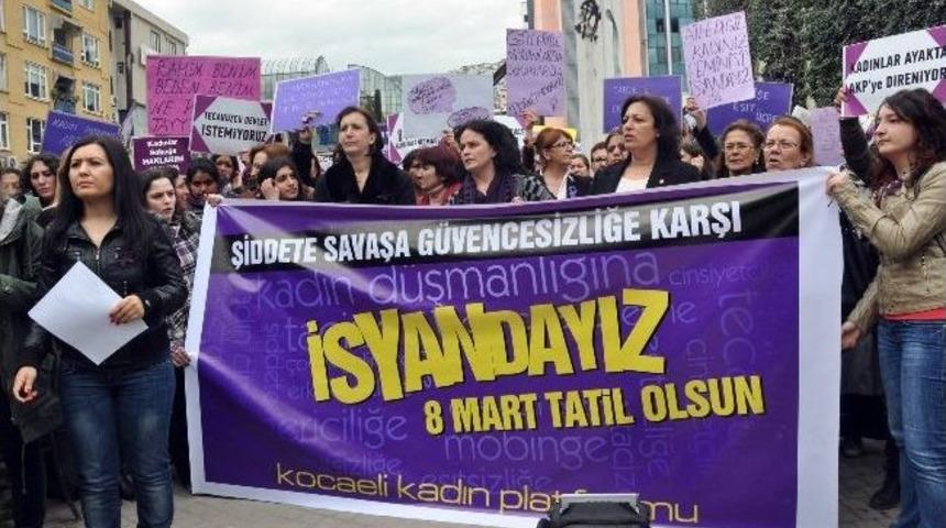 Emek&ccedil;i Kadınlar Y&uuml;r&uuml;d&uuml;