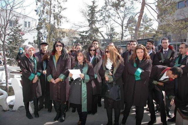 Van Barosu’ndan 8 Mart Dünya Kadınlar Günü Açıklaması