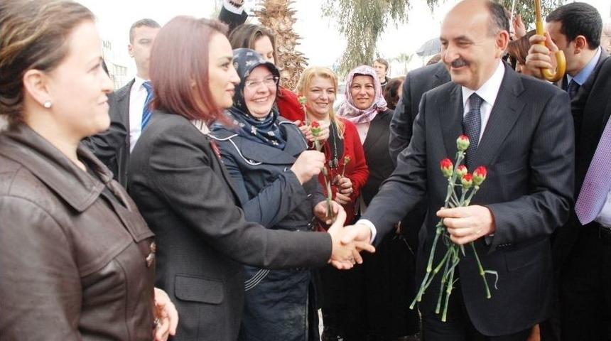 Sağlık Bakanı M&uuml;ezzinoğlu: Sağ Ayak Erkekse Sol Ayak Kadındır