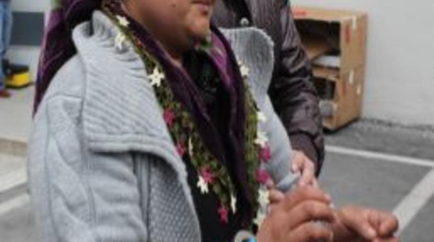 Kocasını &Ouml;ld&uuml;rd&uuml;ğ&uuml; Iddia Edilen Kadın: Kızıma Sapıklık Yaparken Yakaladım