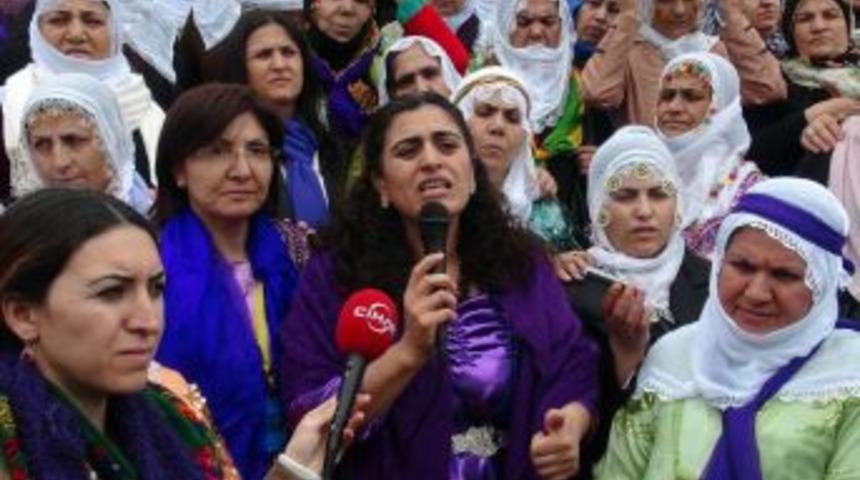 Sebahat Tuncel: Kadınlar &Ccedil;&ouml;z&uuml;m S&uuml;recinin Arkasındadır