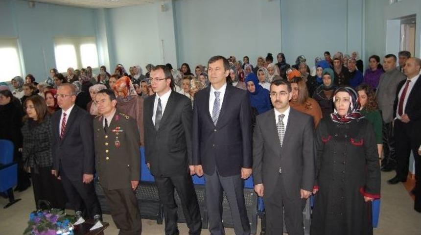 Bitlis&rsquo;te 8 Mart D&uuml;nya Kadınlar G&uuml;n&uuml; Etkinliği