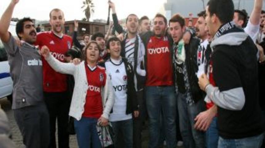 Beşiktaş'a Trabzon'da Coşkulu Karşılama