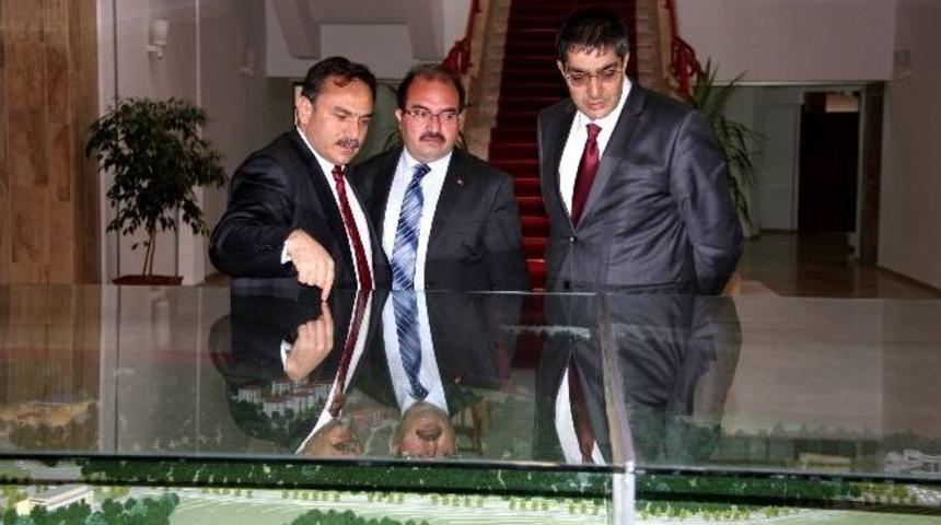 Ağrı İbrahim &Ccedil;e&ccedil;en Ve Iğdır &Uuml;niversitelerinden Aib&uuml;&rsquo;ye Ziyaret