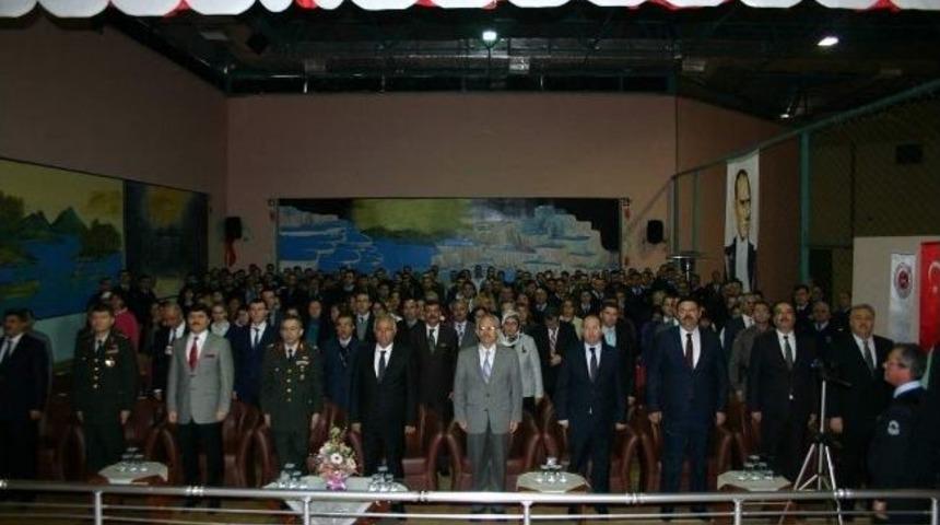 'kınalı Kuzular' Mahkumlar İ&ccedil;in Sahnelendi