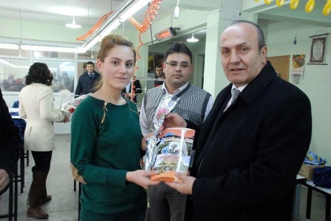 Taşk&ouml;pr&uuml;'de 8 Mart D&uuml;nya Kadınlar G&uuml;n&uuml; Etkinliği