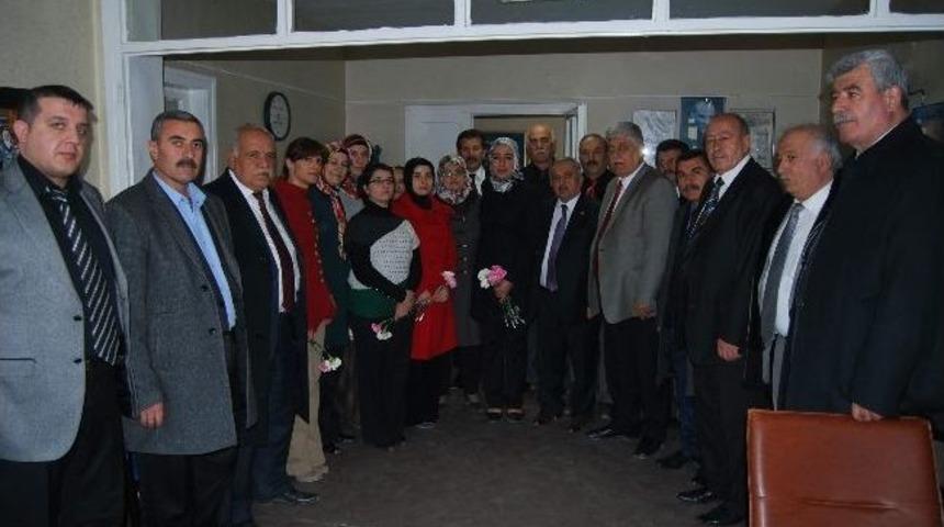 Malatya İl Genel Meclisi &Uuml;yelerinden, Ak Parti Kadın Kollarına Ziyaret