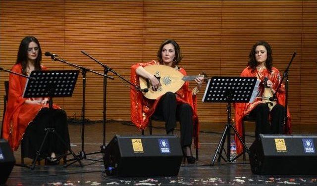 Kadınlardan Konser