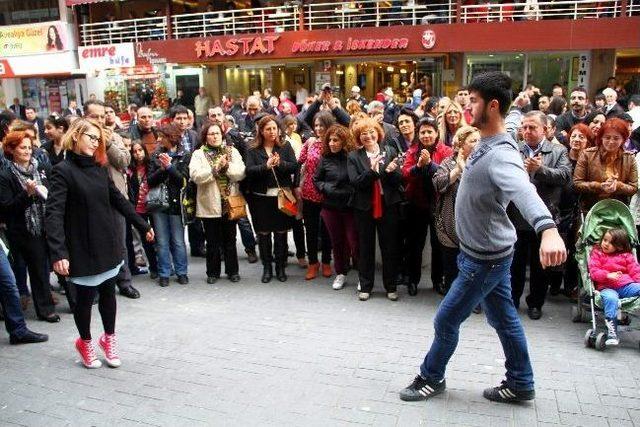 Çydd’den Türkan Saylan’a Vefa