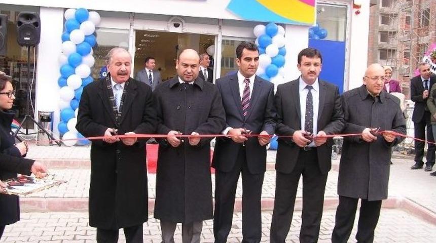 Esenlik Marketler Zincirinin 27'ncisini &Ccedil;ilesiz&rsquo;de A&ccedil;ıldı