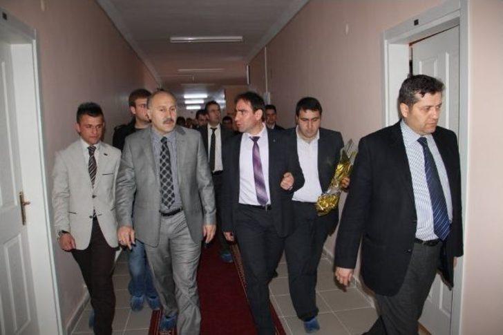 Bayburt Gençlik Konseyi’nden Huzurevi Çıkartması G4