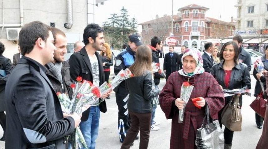 Afyonkarahisar&rsquo;da 8 Mart D&uuml;nya Kadınlar G&uuml;n&uuml; Kutlamaları