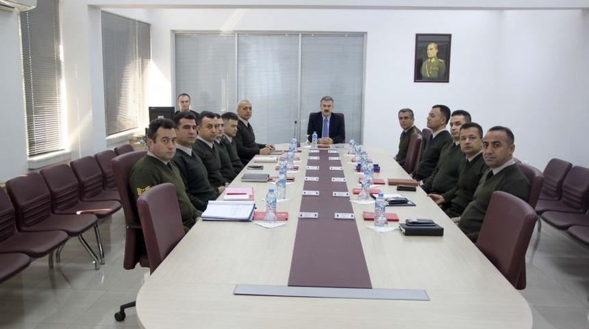 Vali Ayyıldız, Jandarmadan Brifing Aldı