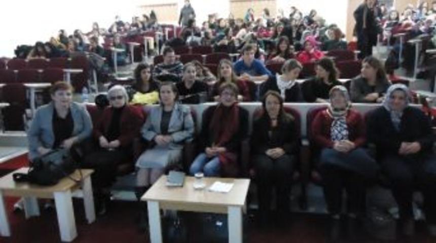 A.&uuml;.&rsquo;de &ldquo;toplumsal Cinsiyet Ve Kadının Toplumdaki Yeri&rdquo; Konferansı