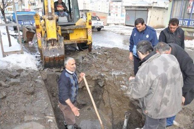 Su Arıza Ekibi 24 Saat Görevde