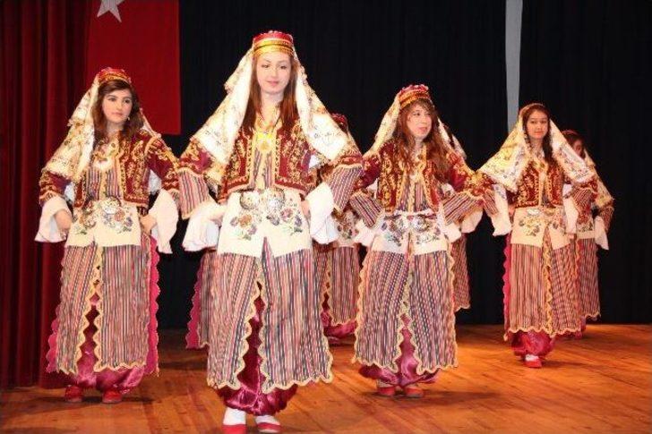 Kadınlar Gününde Liseli Şov G3