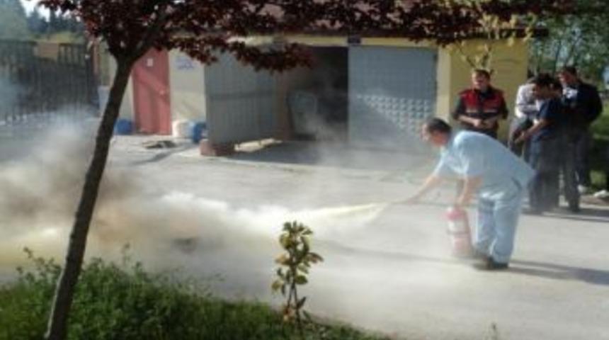 Karam&uuml;rsel Devlet Hastanesi&rsquo;nde Yangın Tatbikatı