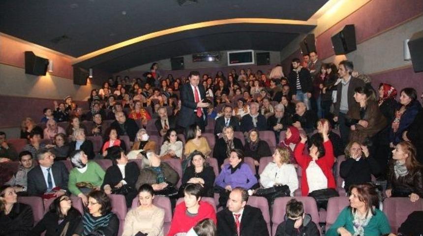 Trabzon'da K&ouml;yl&uuml; Kadınların &Ccedil;ektiği Belgesel G&ouml;r&uuml;c&uuml;ye &Ccedil;ıktı