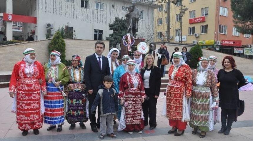 Soma'da Kadınlar G&uuml;n&uuml; Kutlamaları