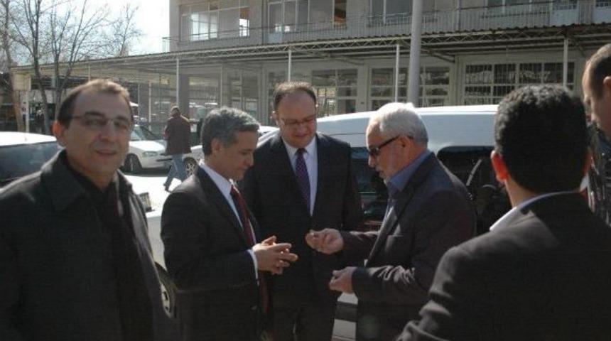 Milletvekili Yurttaş, Galericileri Ziyaret Etti