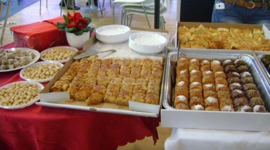 &Uuml;nye &Ccedil;ATOM Macaristan'da T&uuml;rkiye'yi Tanıttı