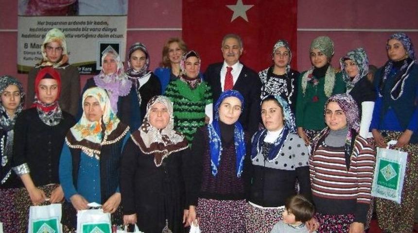 Osmaniye Belediye Başkanı Kadir Kara, D&uuml;nya Kadınlar G&uuml;n&uuml;&rsquo;n&uuml; Farklı Kutladı