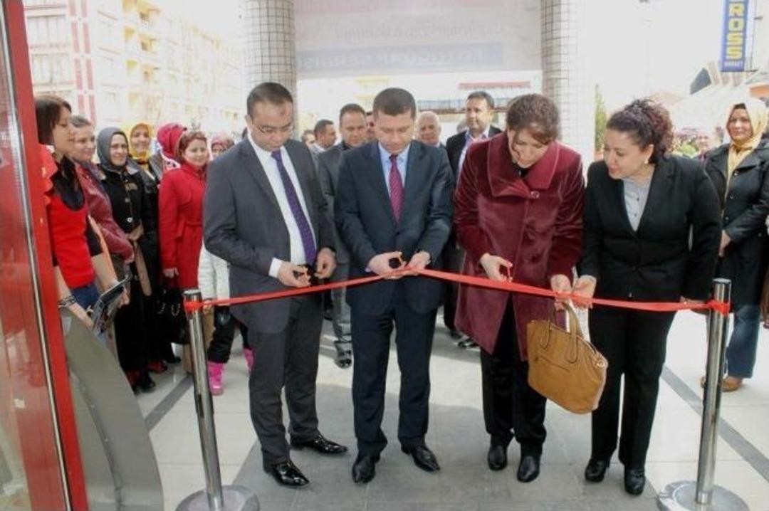 &Ccedil;an Belediyesi&rsquo;nden Kadınlara &Uuml;cretsiz Konser