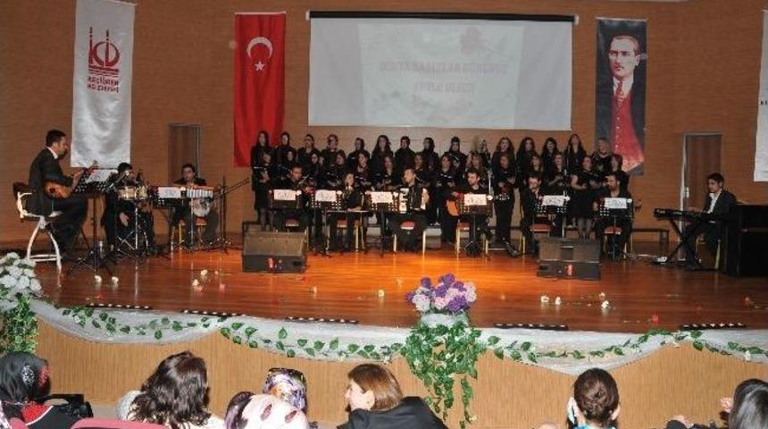 Ke&ccedil;mek Korosu'ndan Kadınlar G&uuml;n&uuml; Konseri