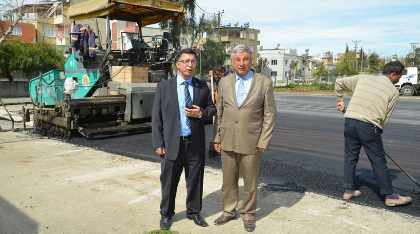 B&uuml;y&uuml;kşehir Belediyesi, Okulların Bah&ccedil;esini Asfaltlıyor