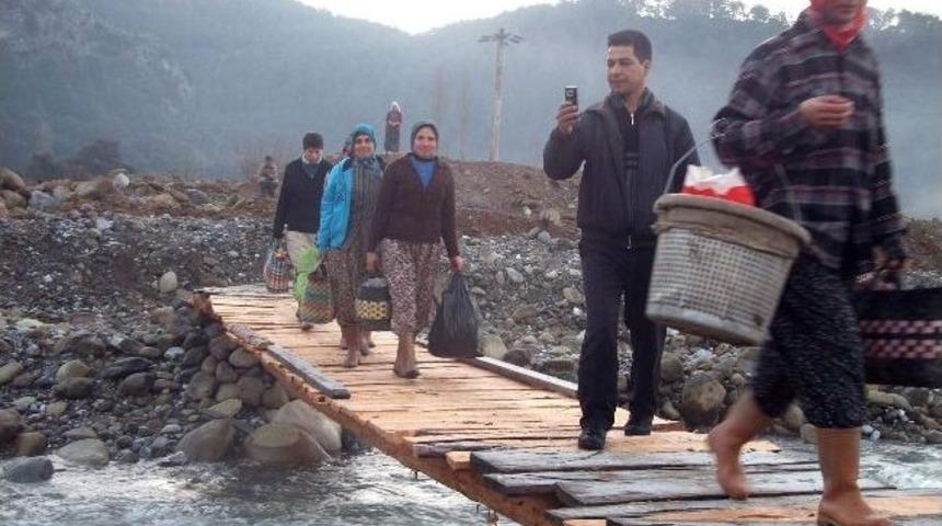 Mhp Muğla Milletvekili Erdoğan Çayhisar Köyü Köprüsünü Sordu