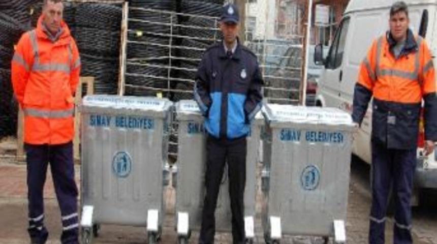 &Ccedil;&ouml;p Konteynırları Yenilendi