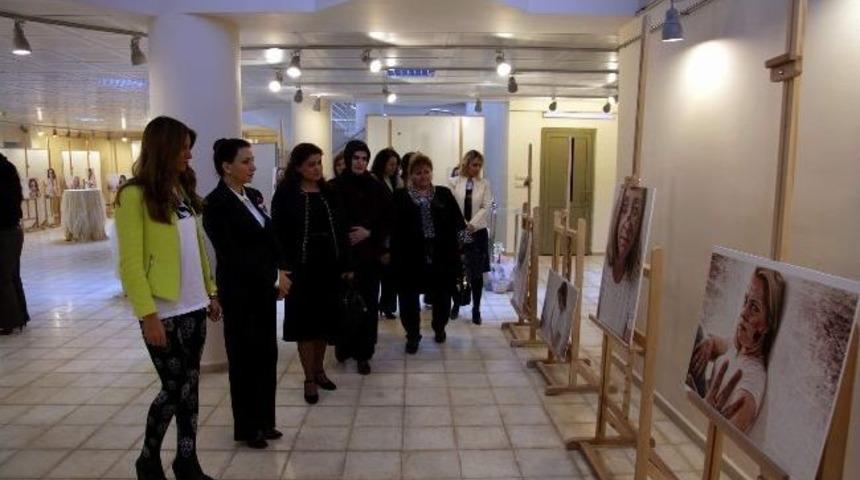 Uşak &Uuml;niversitesi&rsquo;nde &ldquo; Sheddeath &rdquo; Adlı Fotoğraf Sergisi