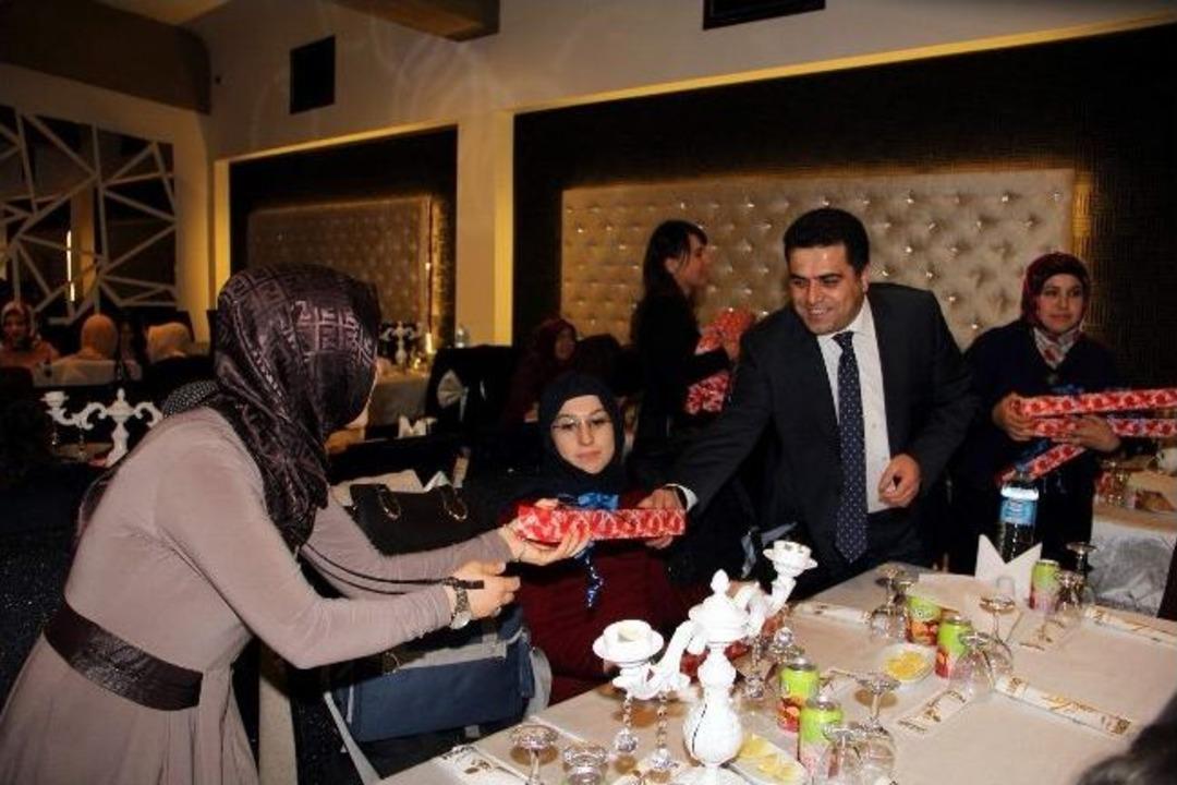 Ak Parti İl Başkanlığı&rsquo;ndan &ldquo;kadınlar G&uuml;n&uuml;ne&rdquo; &Ouml;zel Program