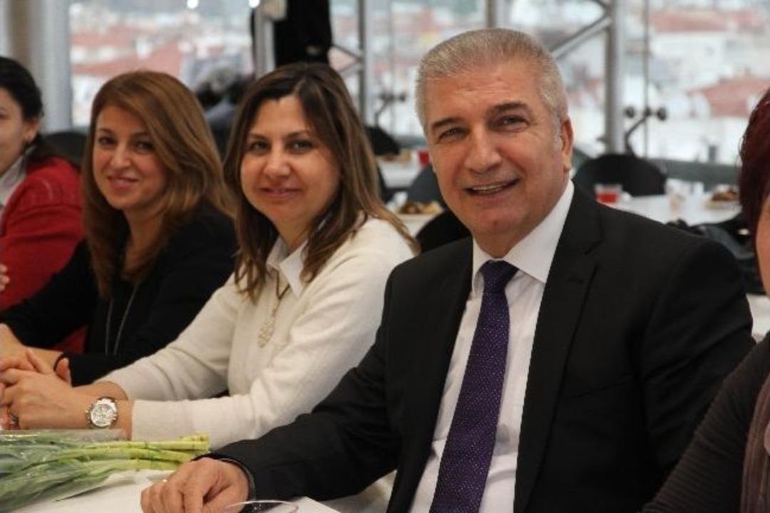 Kadınlar Sinemayı &Ccedil;ok Sevdi