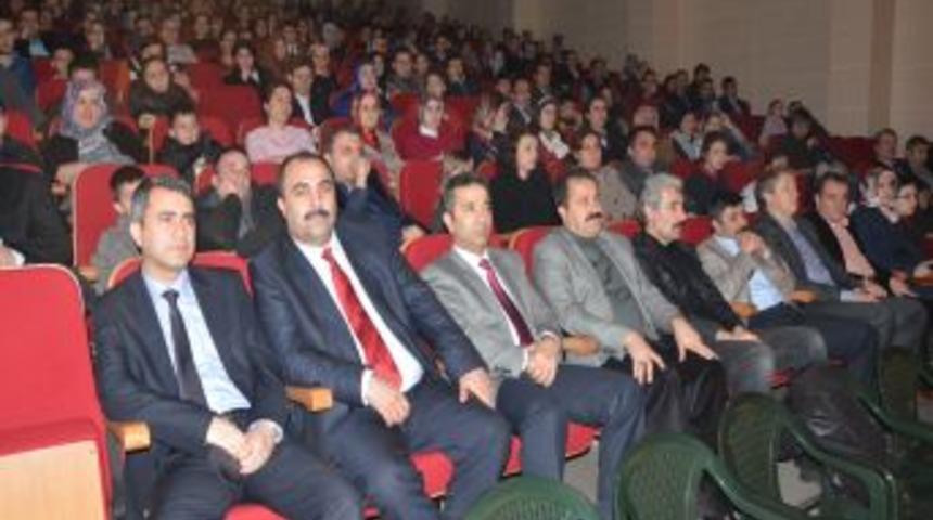 Zonguldak'ta '&Ouml;zlenen &Ccedil;anakkale Ruhu' Esti