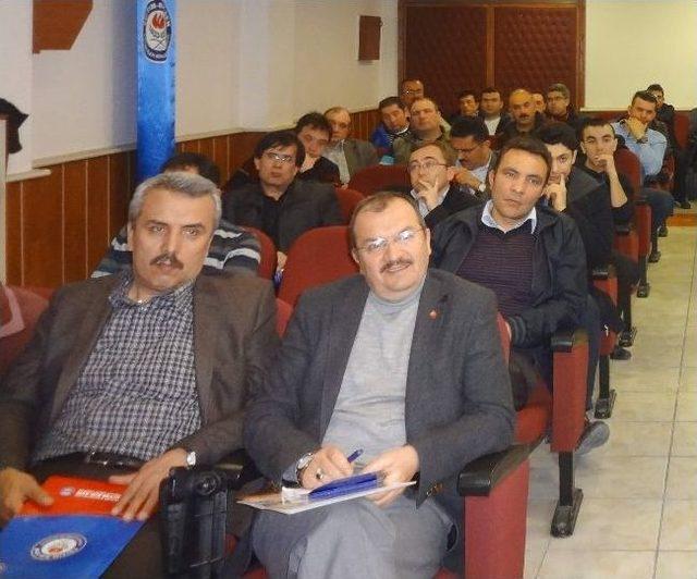 Eğitim-bir-sen Kütahya Şube Başkanı Kamil Uçan: 1