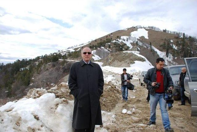 Bolu Valisi İbrahim Özçimen Yedigöller Yolunda İnceleme Yaptı