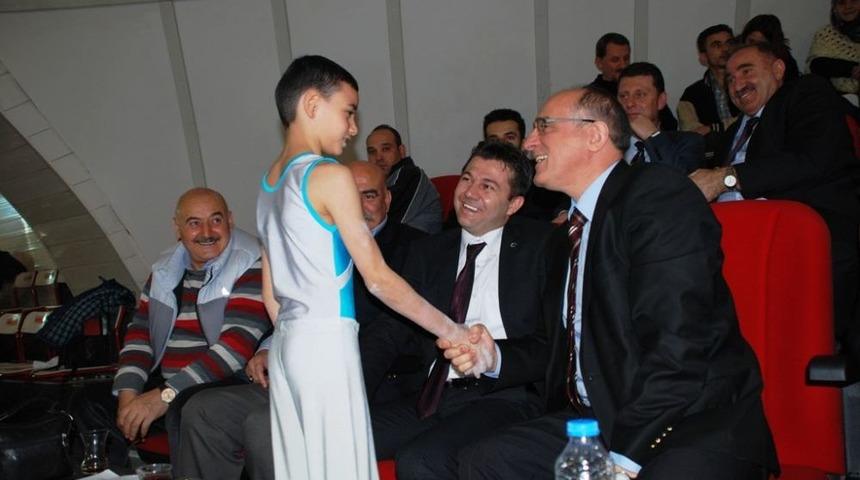 Artistik Cimnastik Şampiyonası Bolu&rsquo;da Başladı