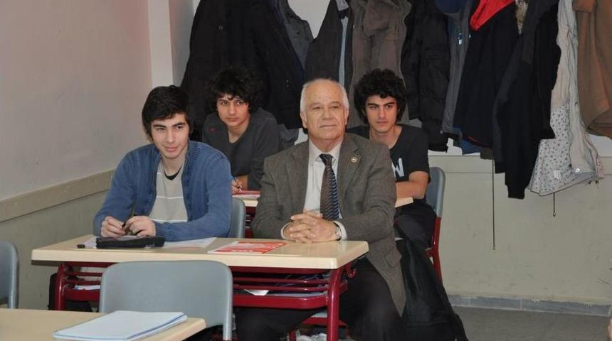 Mudanya Belediyesi’nden Gençlere Deneme Sınavı